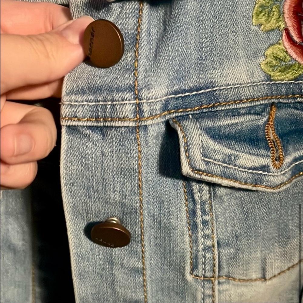 Jou Jou Blue Embroidered Cropped Jean Jacket - Picture 5 of 10